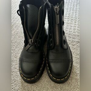 Sinclair Doc Martens size 8 womens